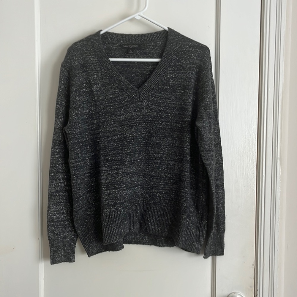 Sparkle in Style: Banana Republic Black V-Neck Sparkle Sweater